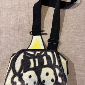 Givenchy Black Leather Interior Bag